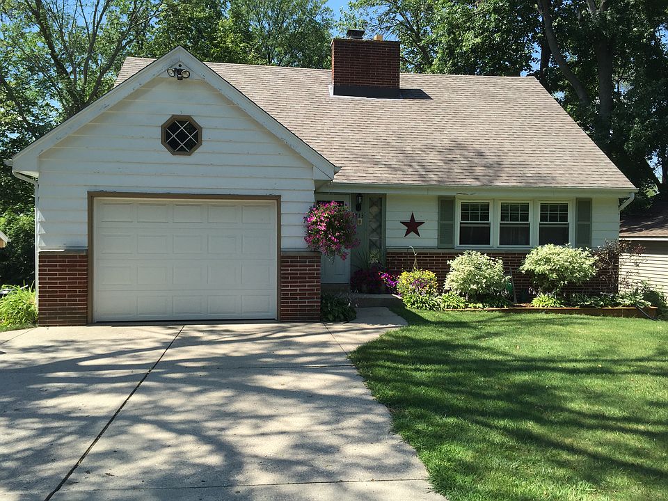 1st image of 7713 N Edgeworth Dr