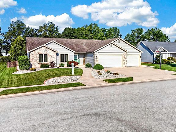 3rd image of 17705 Juniper Ln