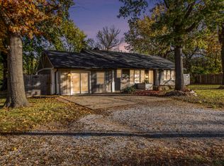 1730 SW 37th St, Topeka, KS 66611