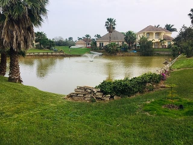 1st image of 7 Augusta Dr