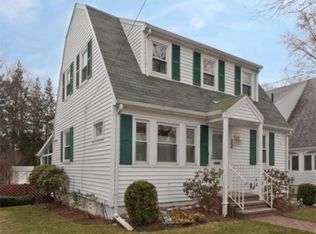 286 Cherry St, Newton, MA 02465
