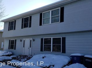 2721 Bowen St #A, Oshkosh, WI 54901