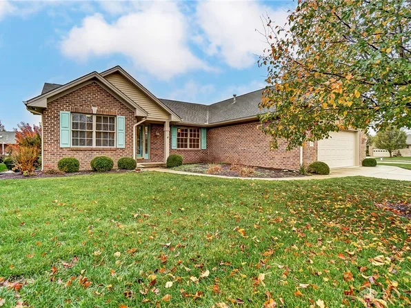 125 Millwood Village Dr, Clayton, OH 45315