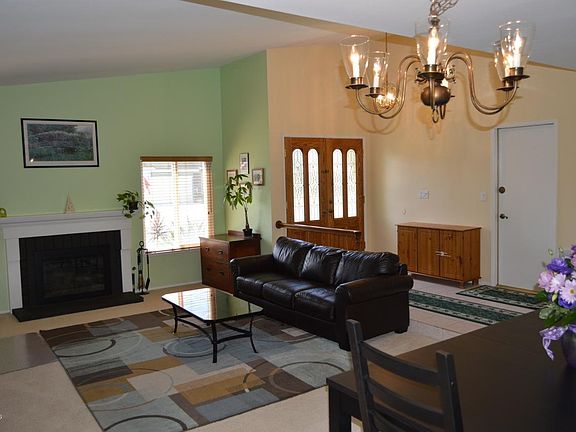 5th image of 441 Knollwood Dr