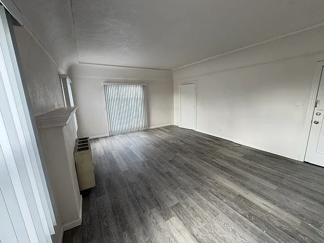 4915 W San Vicente Blvd #2 — Photo 9