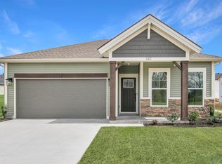 1411 N Hunters Crossing Cir, Huntingburg, IN 47542