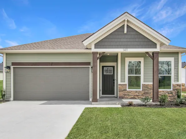 1411 N Hunters Crossing Cir, Huntingburg, IN 47542