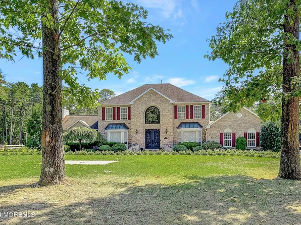 5 Wright Court, Millstone, NJ 08510