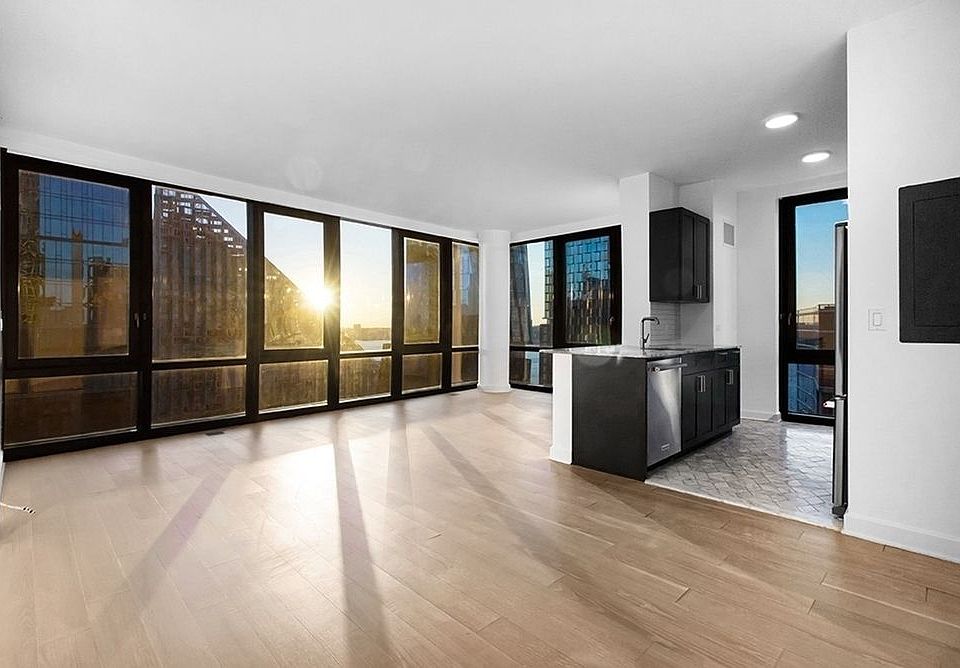 1st image of 21 W End Ave APT 2604