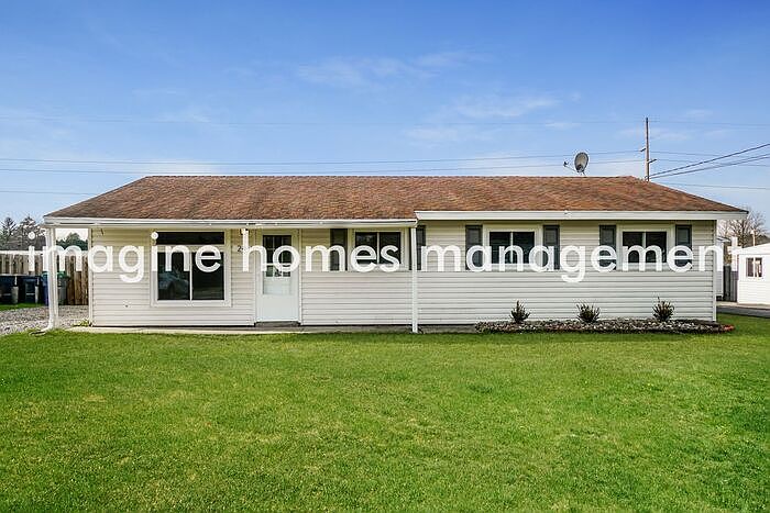 1st image of 24 Robinhood Dr