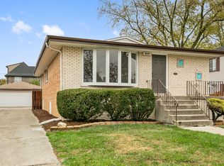 9000 McVicker Ave, Oak Lawn, IL 60453