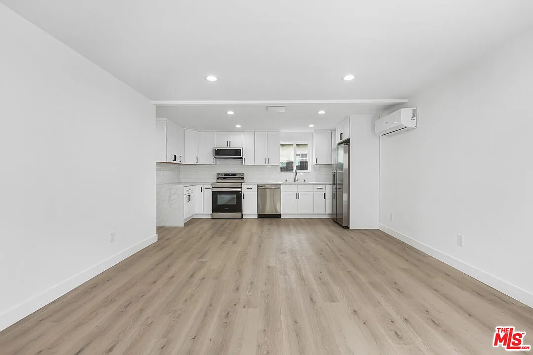 1 bed, 1.0 bath, 500 sqft, $2,395 — Photo 3