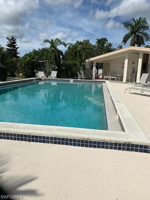 1st image of 5280 Treetops Dr #I-102