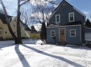 402 Thompson St, Harvard, IL 60033