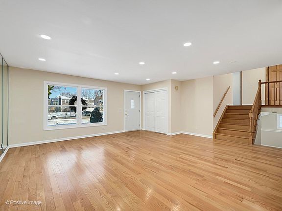 2nd image of 1500 Pershing Ave