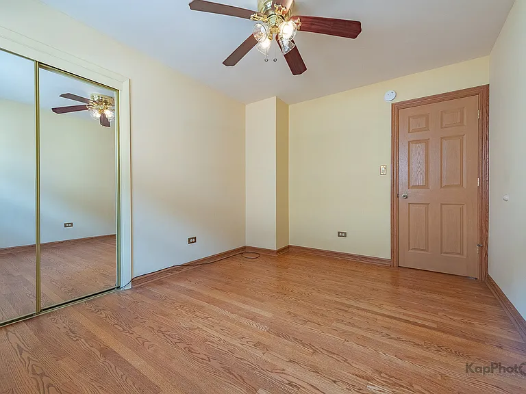 8465 W Berwyn Ave #1 — Photo 18