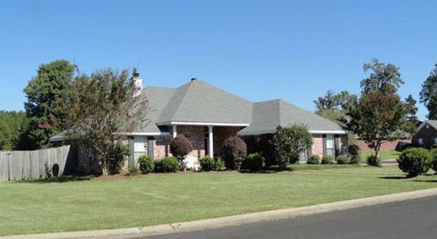 1st image of 1043 Spanish Oak Dr