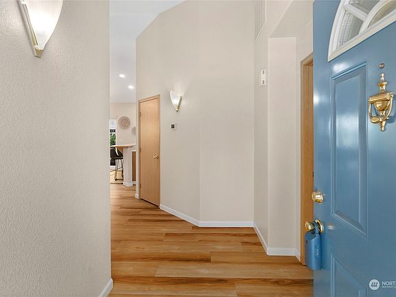5th image of 4509 Breton Lane SE