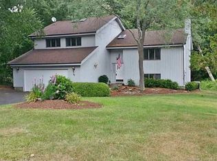 49 Weber Farm Rd, Norwich, CT 06360