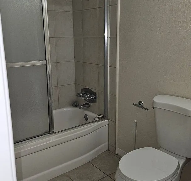 1324 Winn Dr — Photo 18
