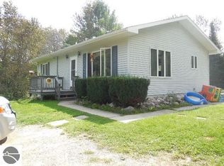 8303 Ora Lake Rd, Hale, MI 48739