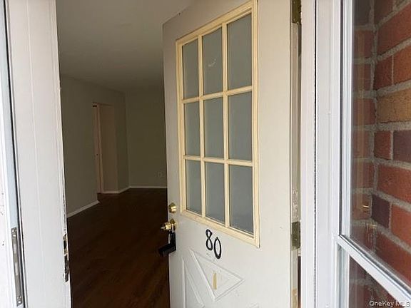 3rd image of 6 Colonial Road #80