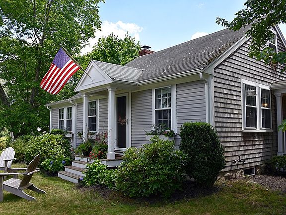3rd image of 120 Hobart St