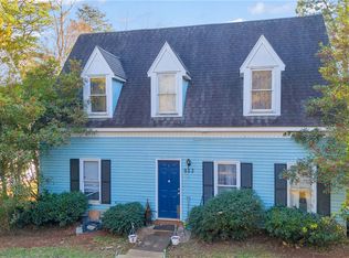 923 Madden Bridge Rd, Central, SC 29630