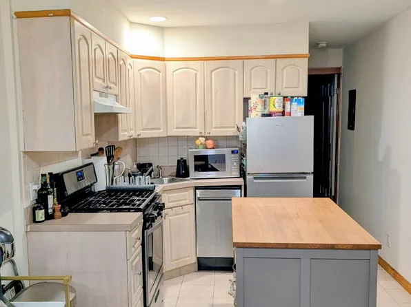 580 Union Street image 11 of 13