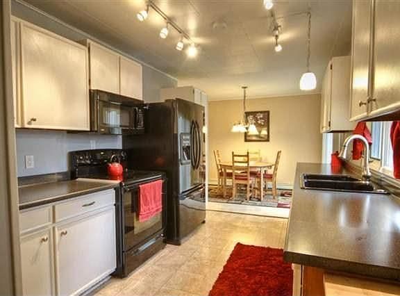 3rd image of 1109 Koyukuk Dr