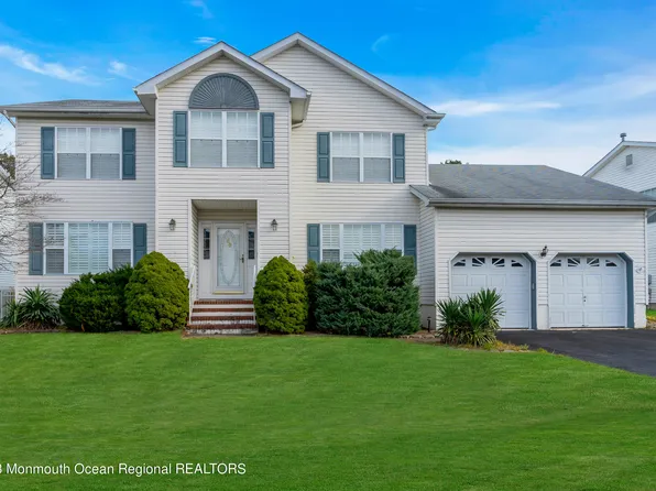 60 Deborah Lane, Howell, NJ 07731