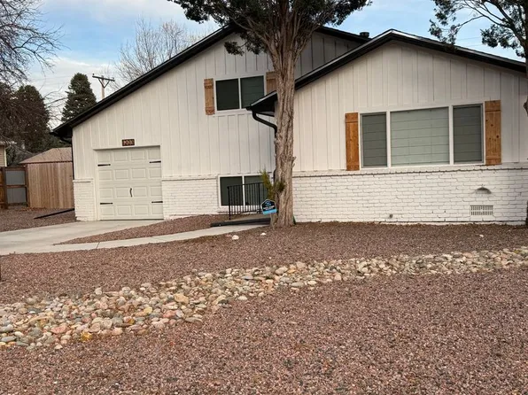 1203 Chambers Dr, Colorado Springs, CO 80904