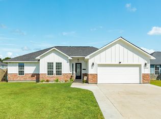 414 Burning Tree Ln, West Columbia, TX 77486
