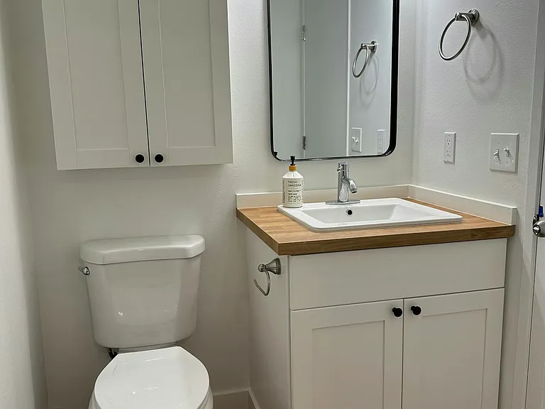 605 Andrew St #B — Photo 12