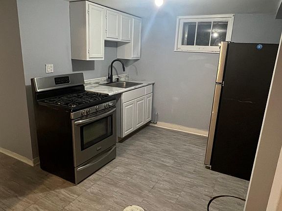 2nd image of 2821 N Merrimac Ave #Basement