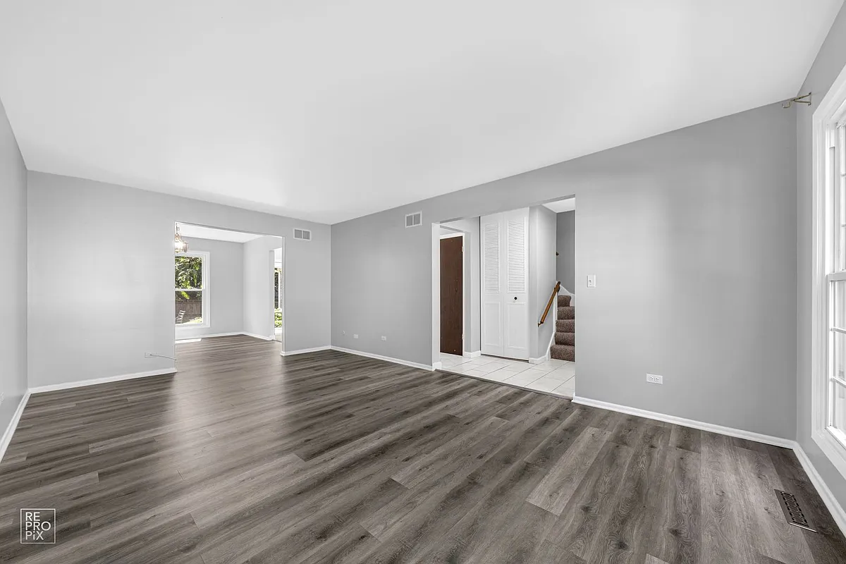 Building Photo - 855 Garfield Ave