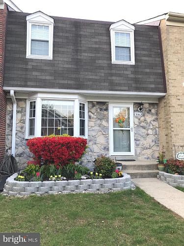 1st image of 3063 Tecumseh Ct