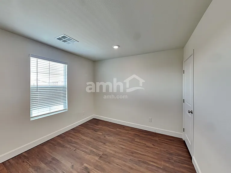 252 Yasmin Daylily Pl — Photo 20