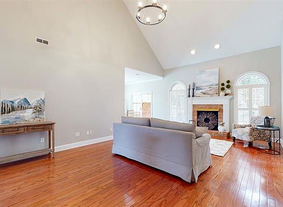 5th image of 8601 Belle Mina Way
