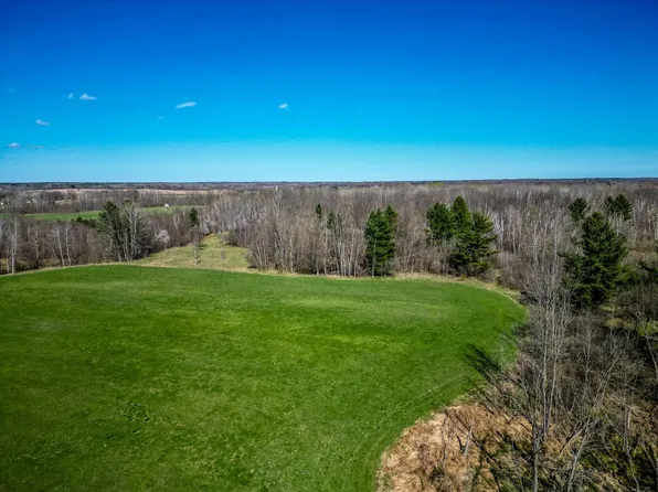 S Athey Ave, Clare, MI 48617