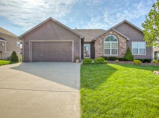 716 Shorthorn Dr, Grain Valley, MO 64029