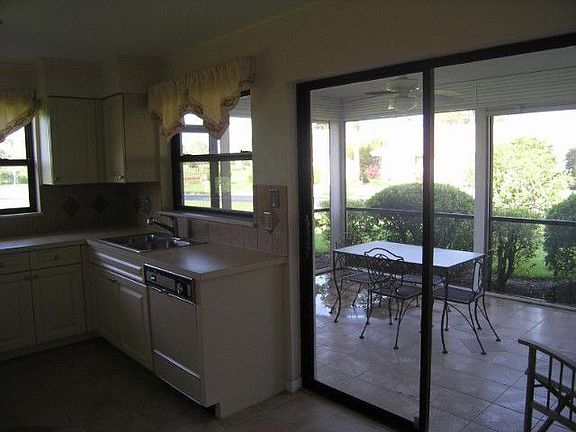 5th image of 4240 SW Egret Pond Ter