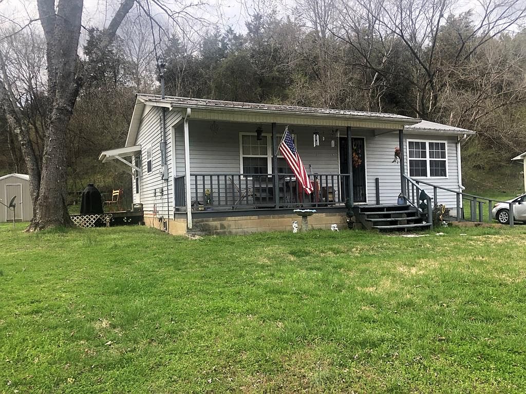 506 W Gipson Ave, Gainesboro, TN 38562 | Zillow