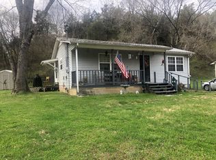 506 W Gipson Ave, Gainesboro, TN 38562