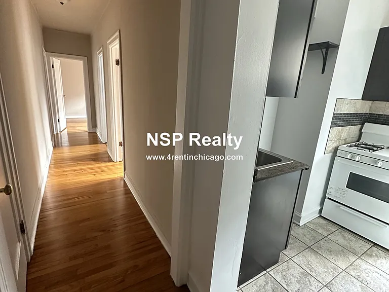 1365 W Estes Ave #1O — Photo 3