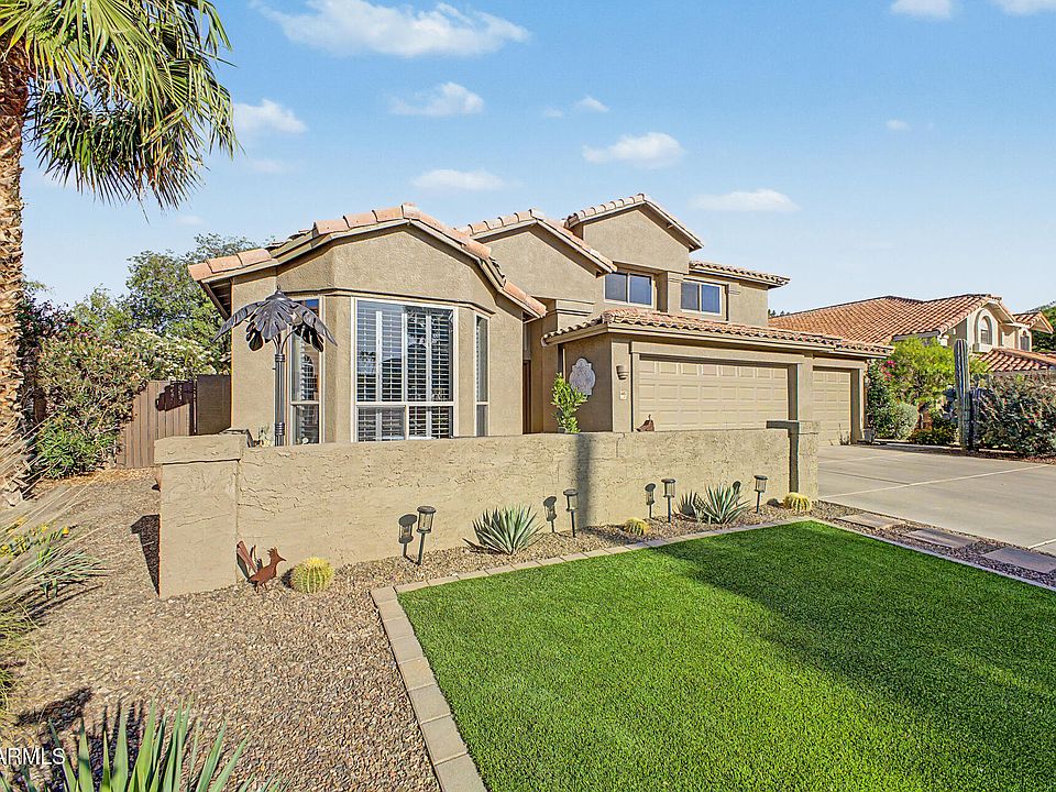 1st image of 685 N CHOLLA Street