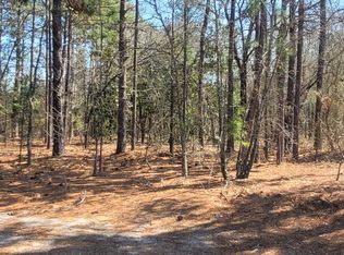 137 Preston Ln, Southern Pines, NC 28387