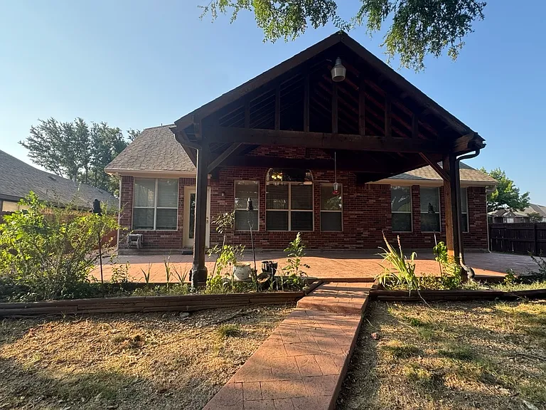 3813 Cedar Ridge Ct — Photo 9