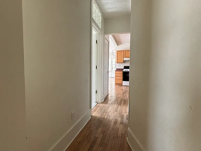 816 Washington St #1 — Photo 11