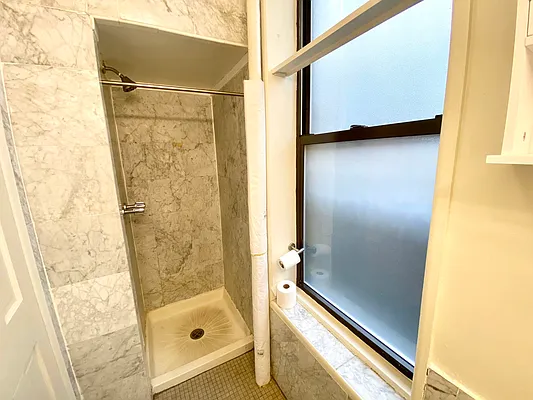 Rented by Highline Residential | media 12